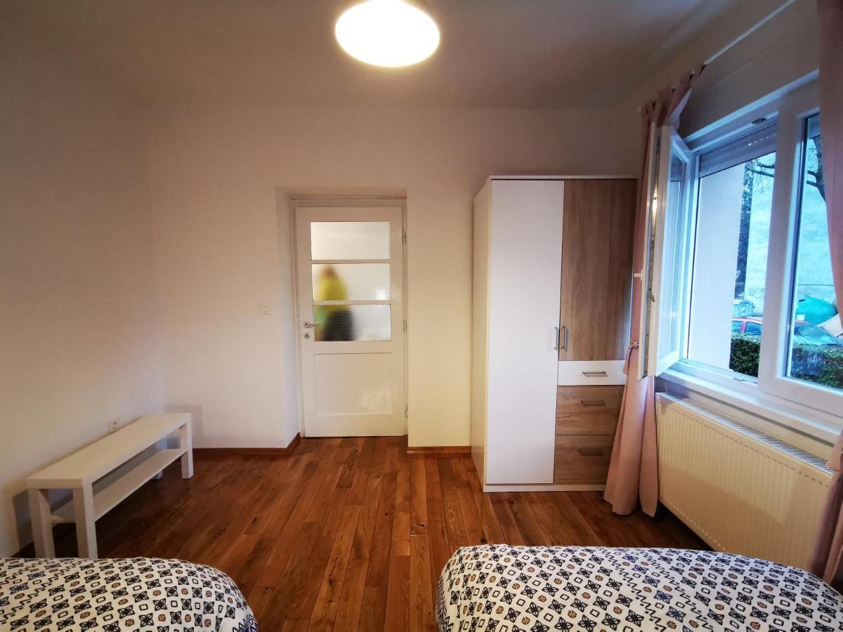 Angela Apartment Zagreb Buitenkant foto