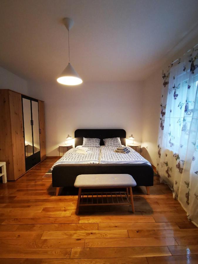 Angela Apartment Zagreb Buitenkant foto