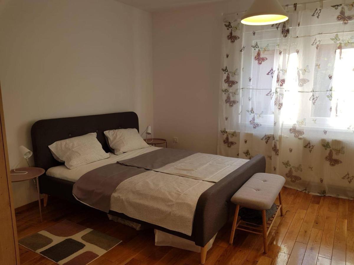 Angela Apartment Zagreb Buitenkant foto